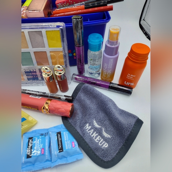 Lux Beauty Bundle Patrick Ta Charlotte Tilbury NARS Jo + Prada Mini TONIGHT ONLY - Picture 7 of 11